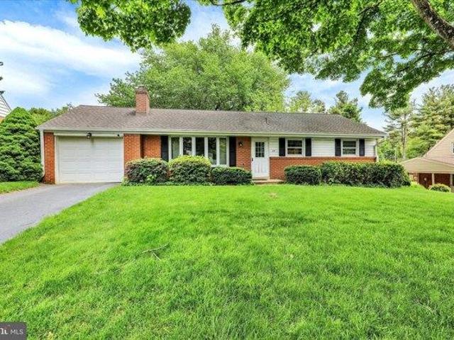 House for sale in Bausman, Pennsylvania