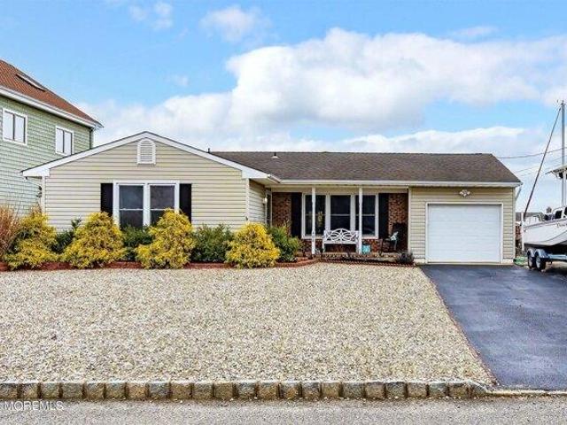 House for sale in Lanoka Harbor