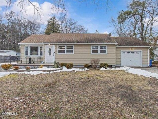 House for sale in Lanoka Harbor, New Jersey