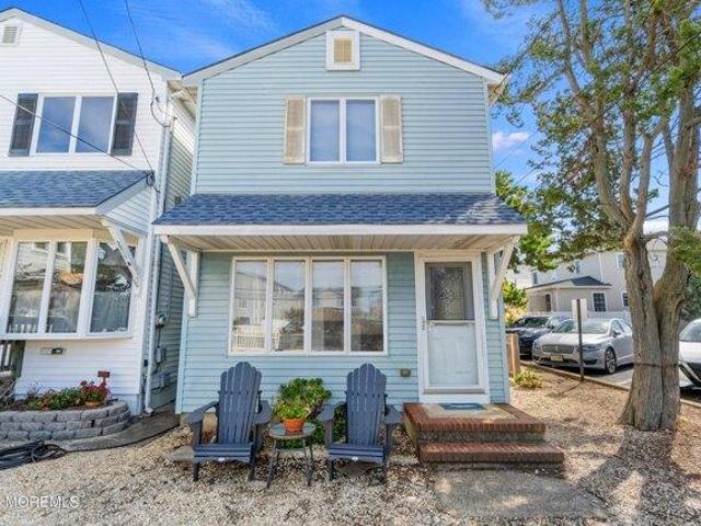 House for sale in Lavallette