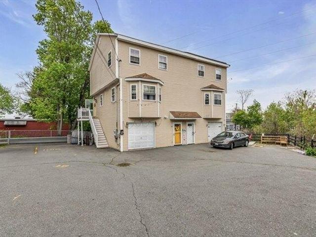 Condo for sale in Lawrence, Massachusetts