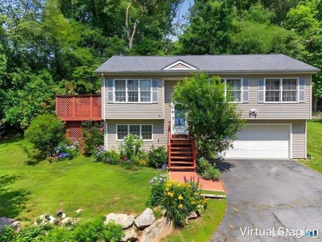 House for sale in Ledyard, Connecticut