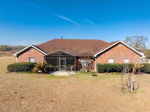 House for sale in Lee