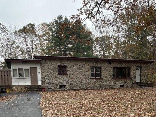 House for sale in Leicester, Massachusetts
