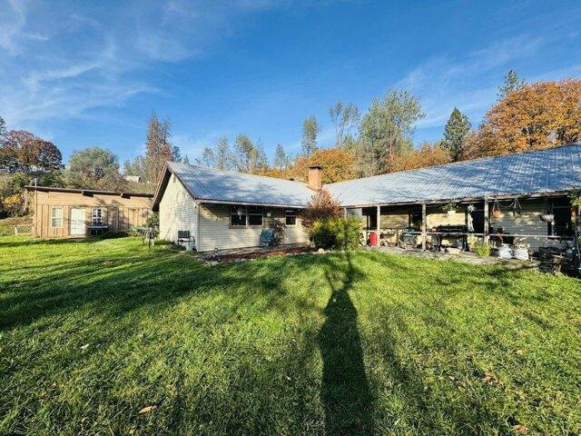 House for sale in Lewiston, California