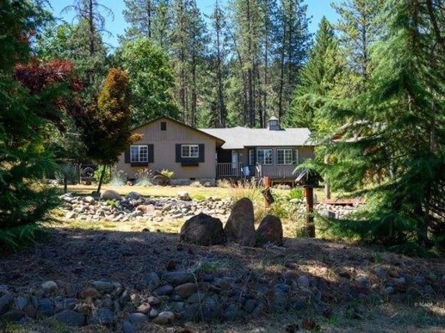 House for sale in Lewiston, California
