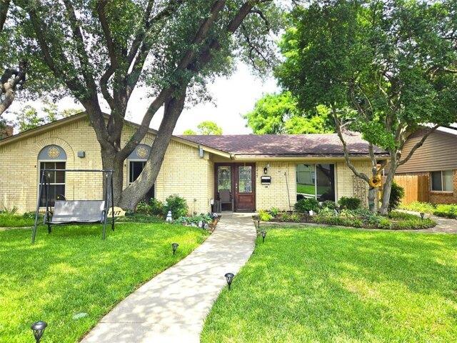 House for sale in Denton, Texas