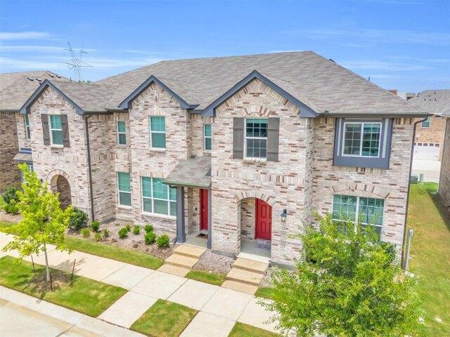 House for sale in Lewisville, Texas