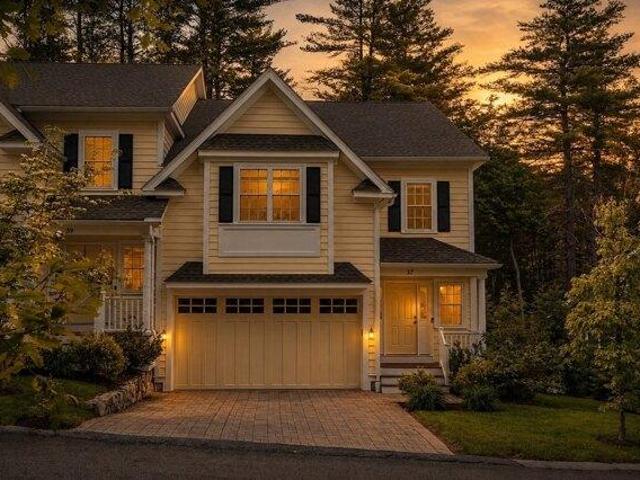 Condo for sale in Lexington, Massachusetts