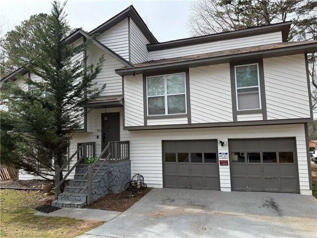 House for sale in Lilburn, Georgia