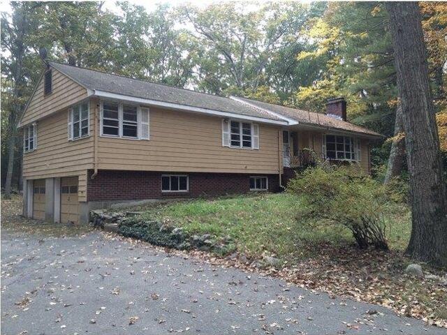 House for sale in Lincoln, Middlesex County