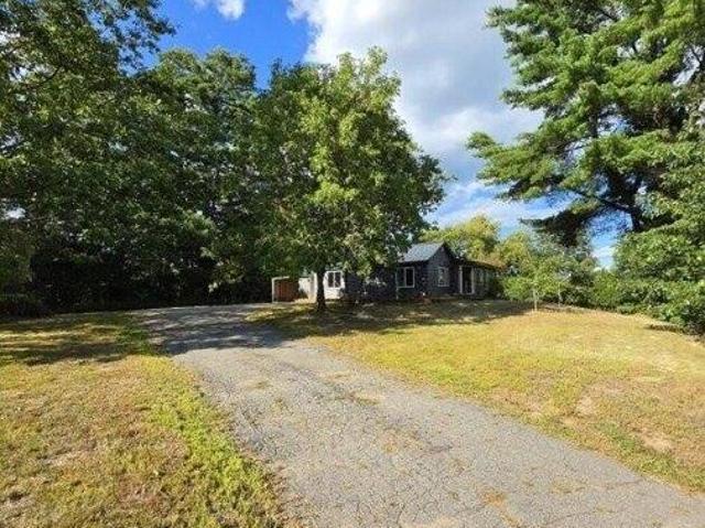 House for sale in Lincoln, Maine