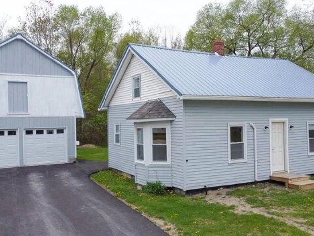 House for sale in Lincoln, Maine