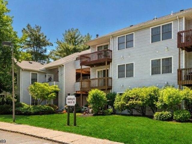 Condo for sale in Lincoln Park, New Jersey