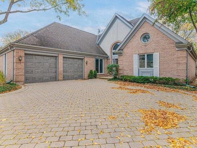 House for sale in Lincolnshire, Illinois