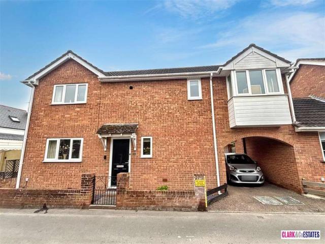 Farm for sale in Watergate, Devon