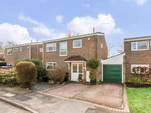 Farm for sale in Arundel, Clapham