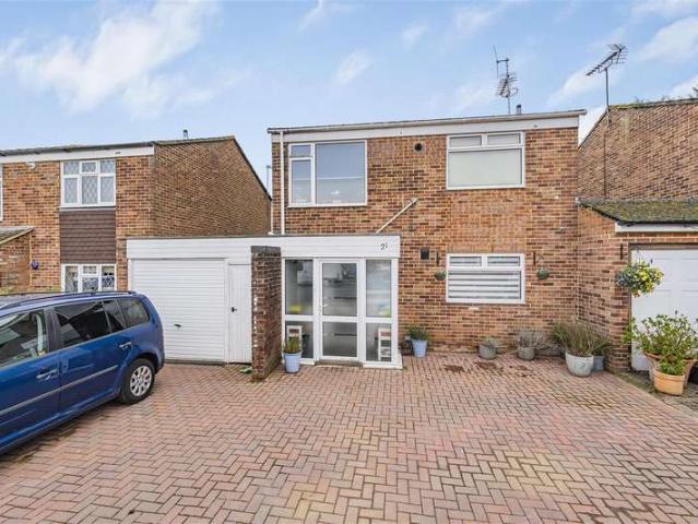 Farm for sale in Dedworth, Windsor