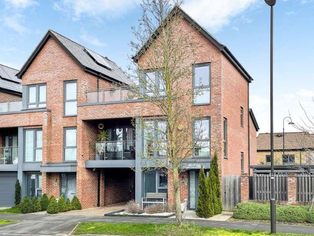 Farm for sale in Monkston Park, Milton Keynes