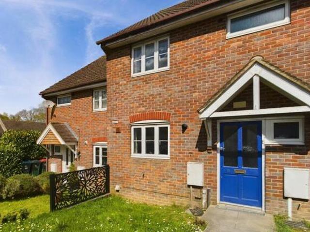 House for rent in Broadfield, Glynde