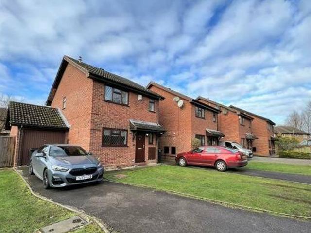 House for rent in Surrey