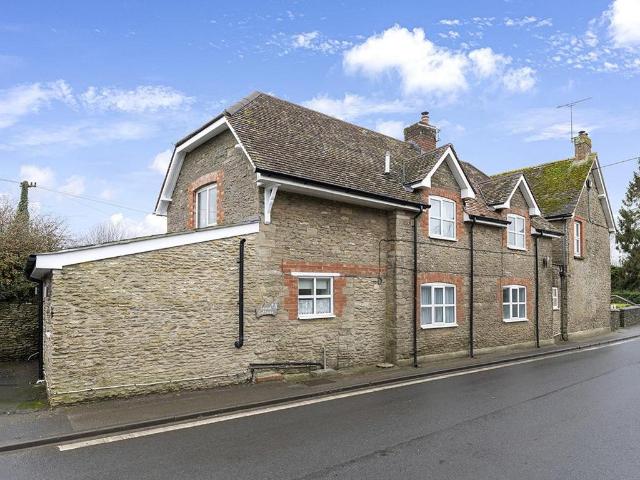 House for sale in Longburton, East Dorset