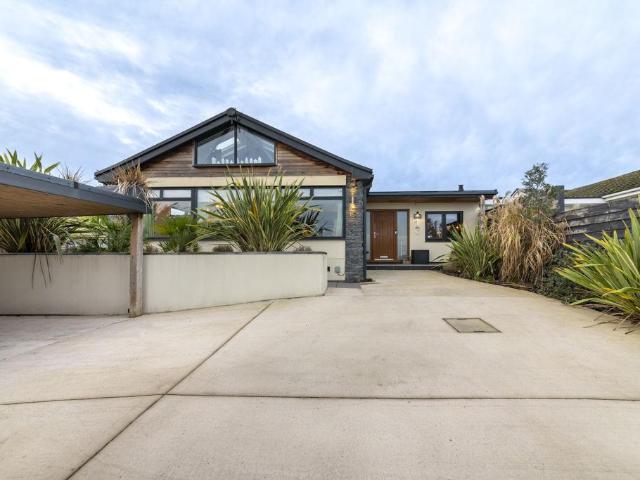 House for sale in Marford, Wales