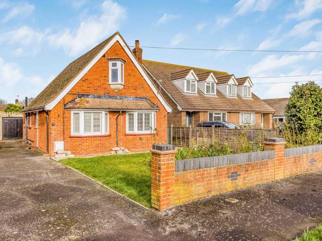 House for sale in Spring Vale, Hampshire