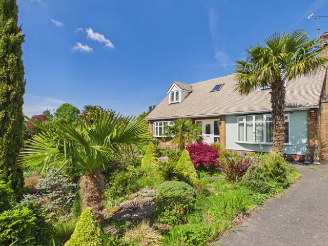 House for sale in Upton-by-Chester, Two Mills
