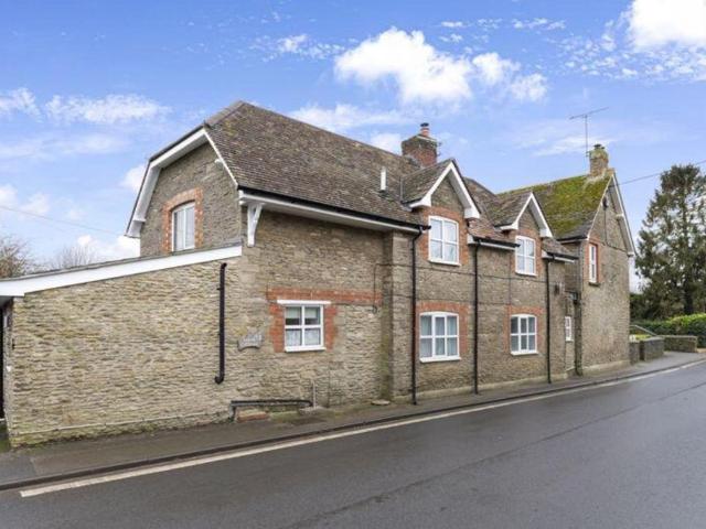 House for sale in Longburton, East Dorset