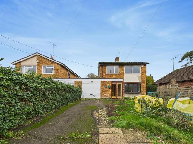 House for sale in Bierton, Buckinghamshire
