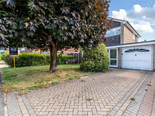 House for sale in New Barn, Dartford