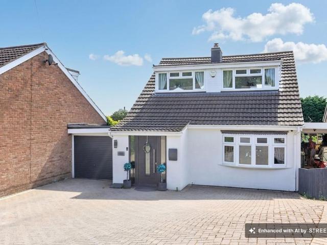 House for sale in Drakes Broughton and Wadborough, Crookhill
