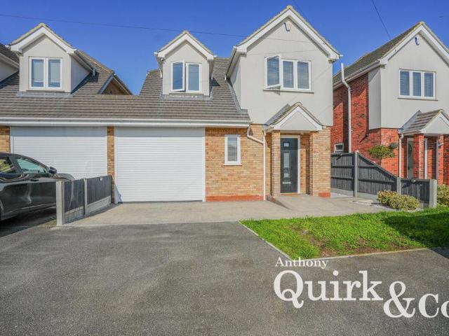 House for sale in Canvey Island