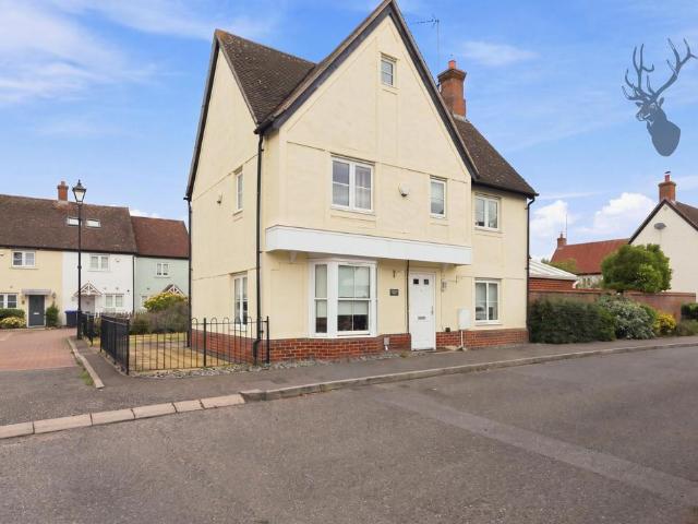 House for sale in Lambourne, Epping