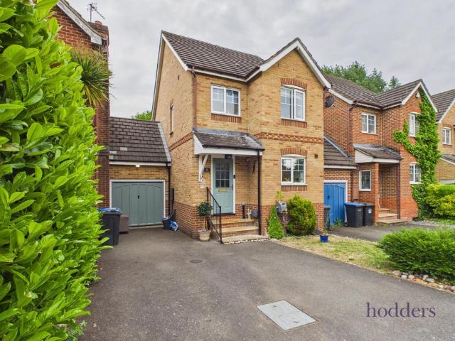 House for sale in Row Town, Surrey