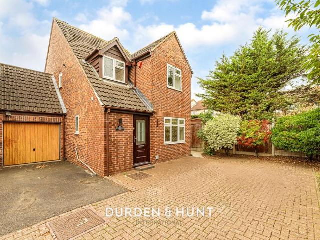 House for sale in London Borough of Havering, Greater London