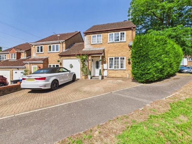 House for sale in Creekmoor, Poole