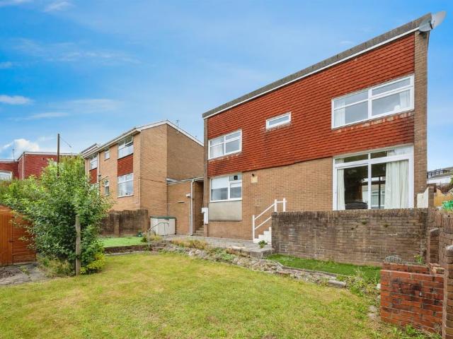 House for sale in Dyffryn Clydach, Neath Abbey