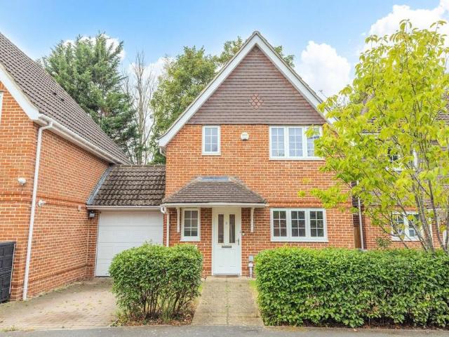 House for sale in Cippenham, Slough