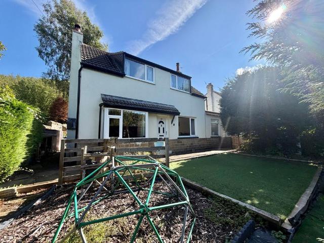 House for sale in Bracken Bank, Bradford