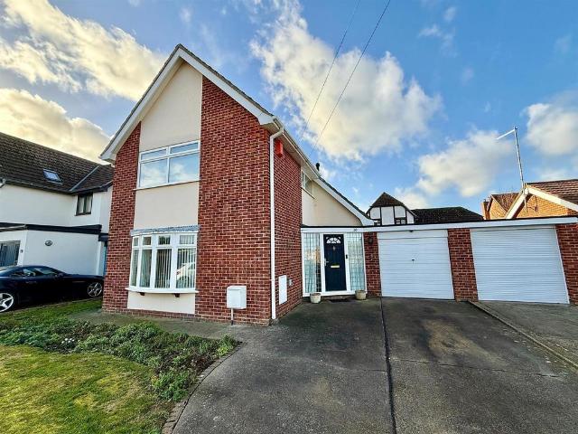 House for sale in Caister-on-Sea, Great Yarmouth