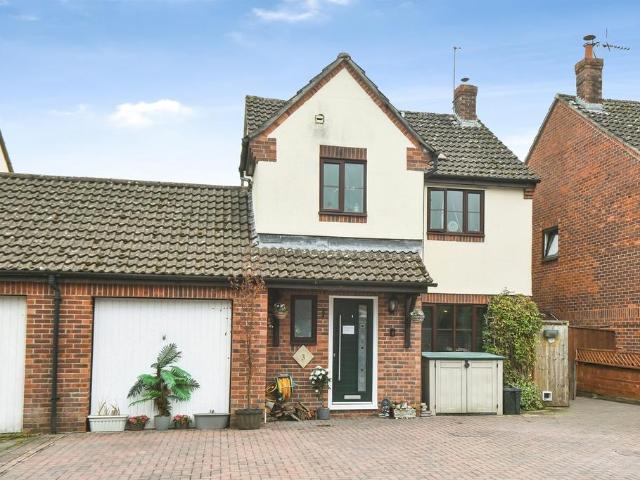 House for sale in Pewsham, Chippenham