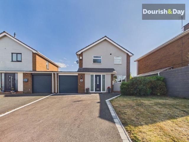House for sale in Baswich, Staffordshire