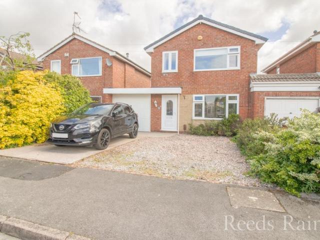 House for sale in Rossmore, Cheshire