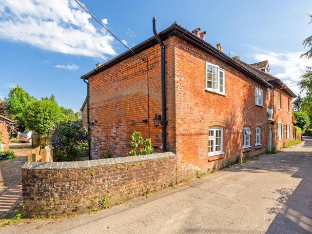 House for sale in Twyford, Hampshire