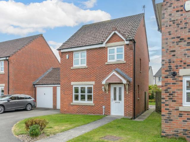 House for sale in East Chevington, Hadston