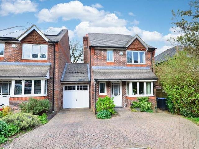 House for sale in Perryfields, West Sussex