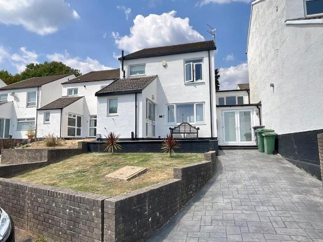 House for sale in Ty Canol, Cwmbrân
