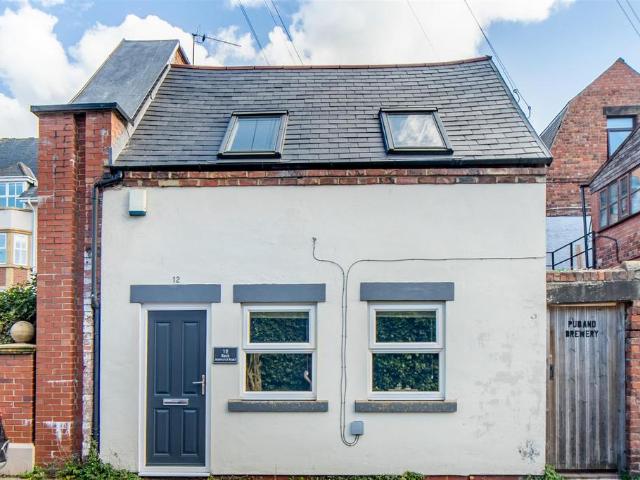 House for sale in Sandyford, Newcastle upon Tyne